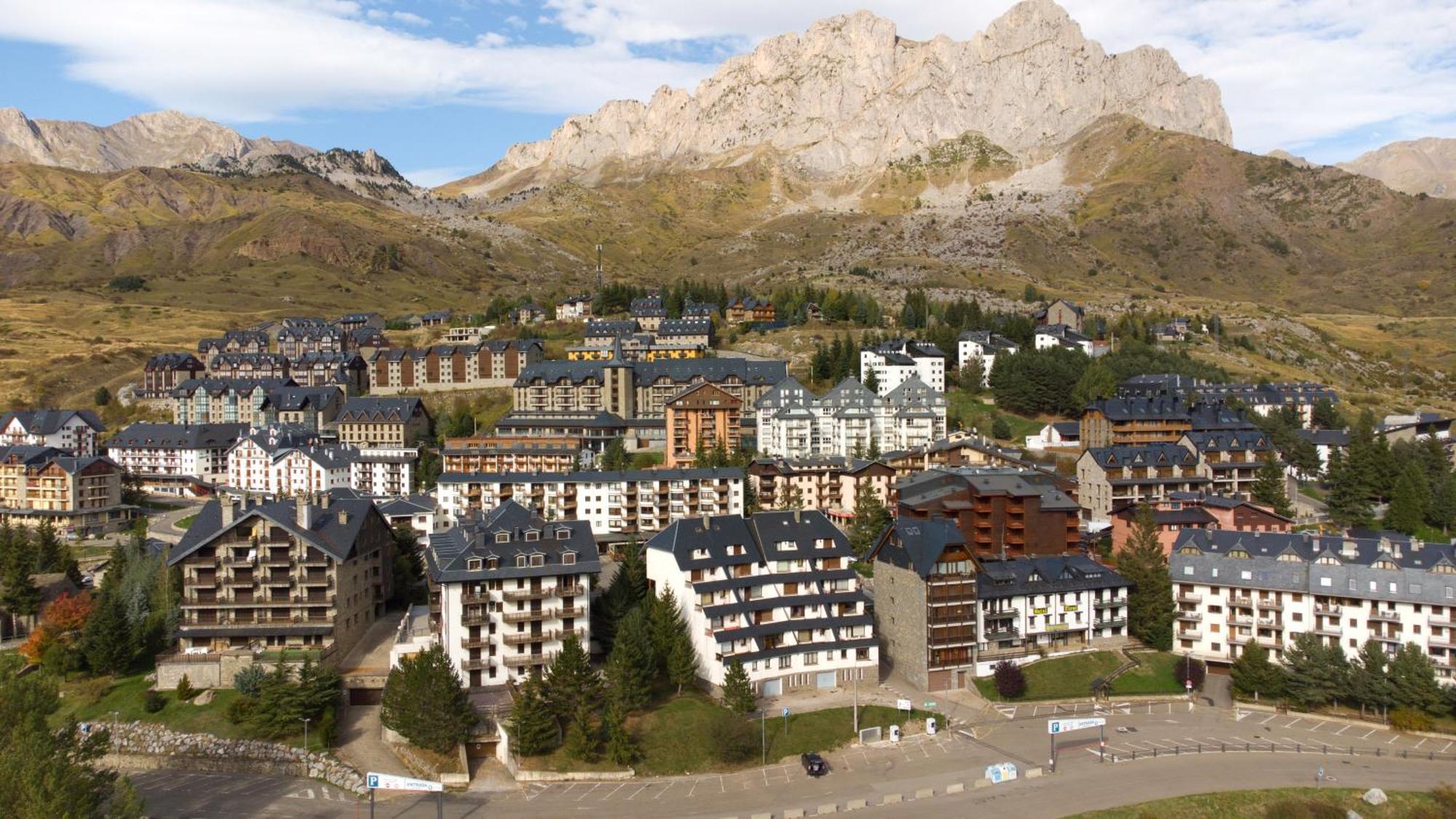 Apartamentos Formigal Eksteriør bilde